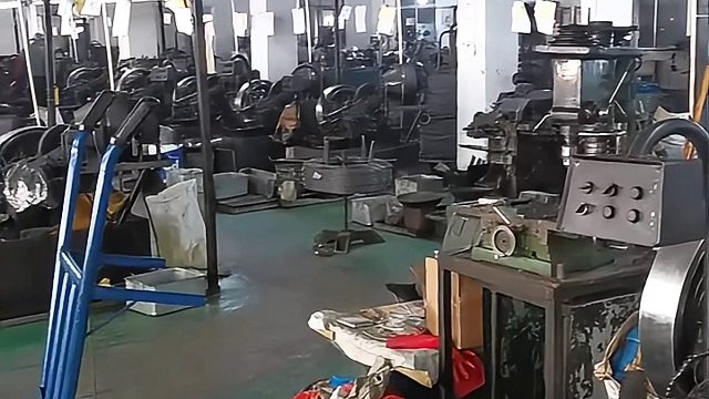 电子电器专用精制电镀锌镍合金304不锈钢自攻螺丝