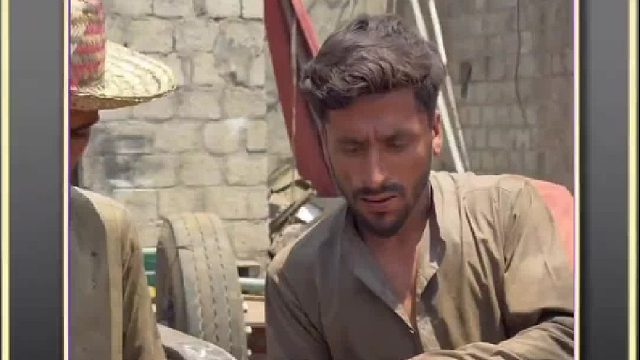 热铆固定 巴铁师傅采用热铆工艺固定卡车大梁