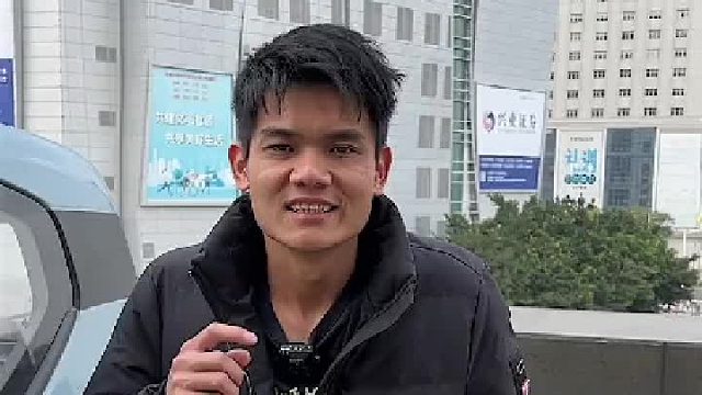 祝各位女朋友,节日快乐!