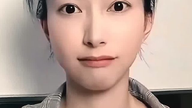 别家都在降价，它就涨价，你有什么办法？没有，哈哈哈