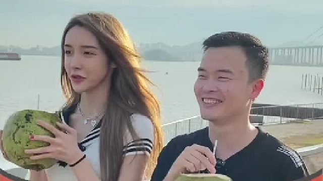 去海边玩，结果...