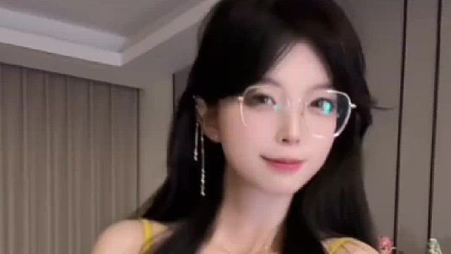 藏不住的小肚子