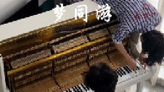 分你两个键玩去吧