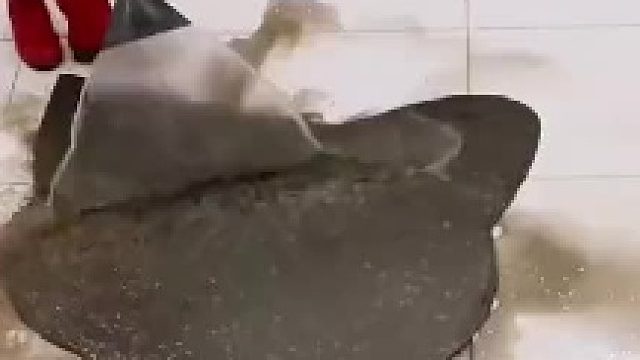 垫子30，清理费300