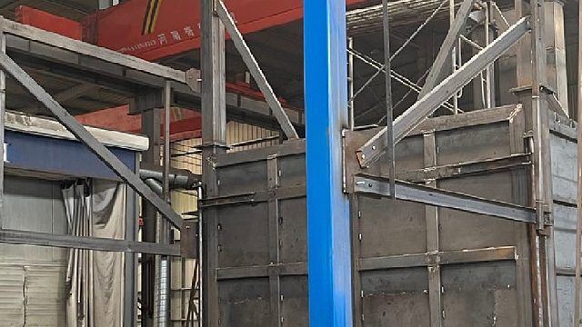 蝶阀抛丸机 抛丸机定制 青岛抛丸机厂家 吊钩式抛丸机