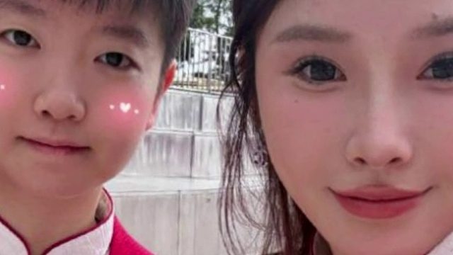 两大顶流同框！吴艳妮晒出同孙颖莎合照，配文：最幸福的一天