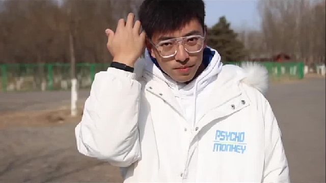 值两个仰望U8，宝马XM混动到底是啥水平？