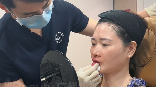 丘比特弓魅力唇，谁看了不怦然心动呢！