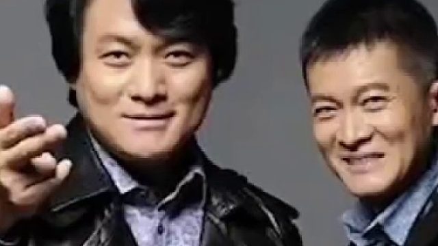 哥弟俩感情真好啊