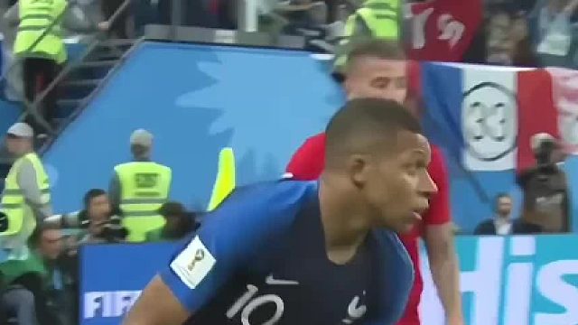 失去身体控制的姆巴佩到底有多搞笑！期待姆巴佩加盟皇马