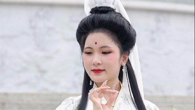 周末陪着家人朋友来福山福地东莞观音山，登高赏景，许愿接福，愿一生平安喜乐，好运连连，心想事成