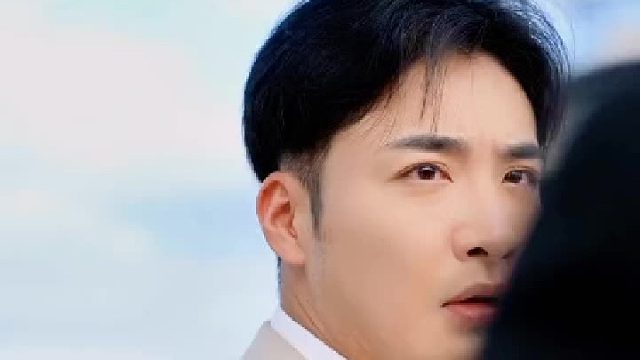 男人被陷害，没想到遇到前世徒弟