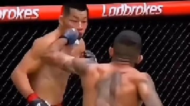 慢镜头回看“嘎子哥”李景亮被KO！36岁真的老了！ 