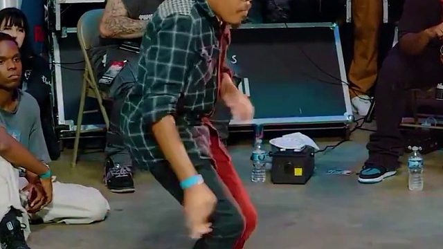 令人印象深刻的机器人舞蹈表演