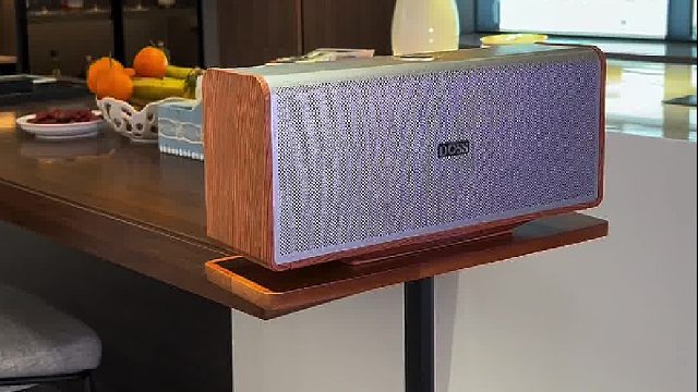 精心调校的音频，细腻还原每一个声音细节，无论是悠扬的高音还是深沉的低音，都能完美呈现