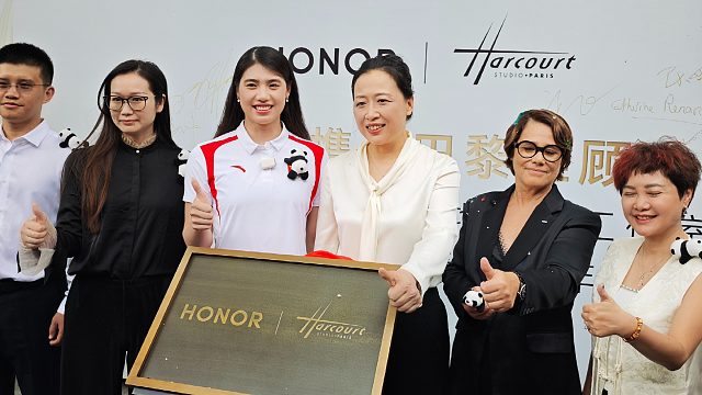 【老秦说数码】一个视频看完雅顾工作室入驻成都旗舰店揭幕仪式