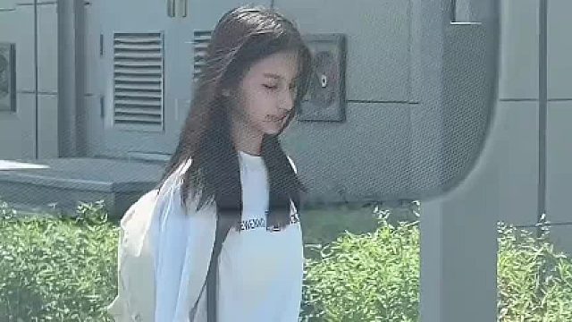 闺女呀，你就这么不信你妈妈的技术吗