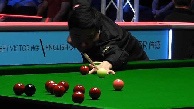 一物降一物！丁俊晖连环组合球暴击小和尚！夺命长台疯狂3连鞭