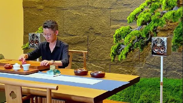 用全景声音箱听音乐与品茶更配