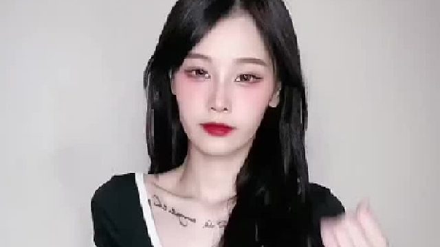 啊？用什么吃饭？