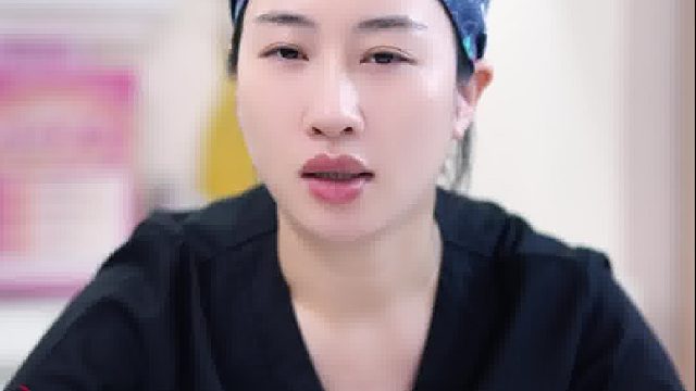 红肿凸起的剖腹产疤痕，又痒又疼怎么改善？