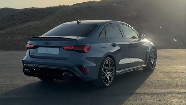 全新2025款奥迪S5