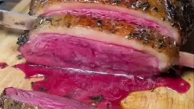 看着一点胃口没有，天王老子来了这也是血水