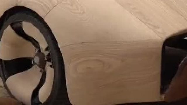 纯手工，苹果汽车。