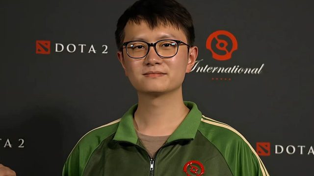 【焦糖布丁】Dy七擒魔方失败，被焦阳公平打问号？之前的全白赢了，难受