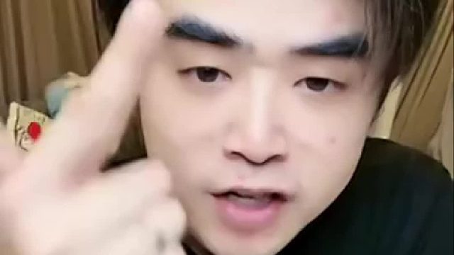 朱开：打T1一定要破坏他前期节奏