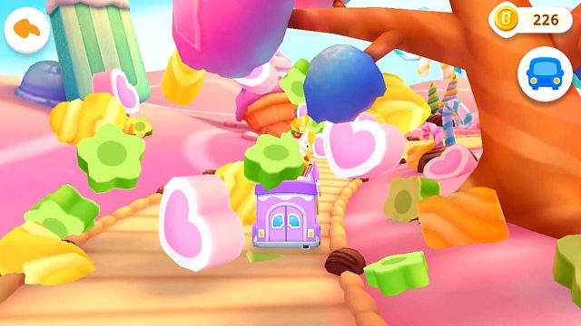 宝宝神奇汽车：老板制作排骨烤串 粉色的草莓爆米花 给餐车加油