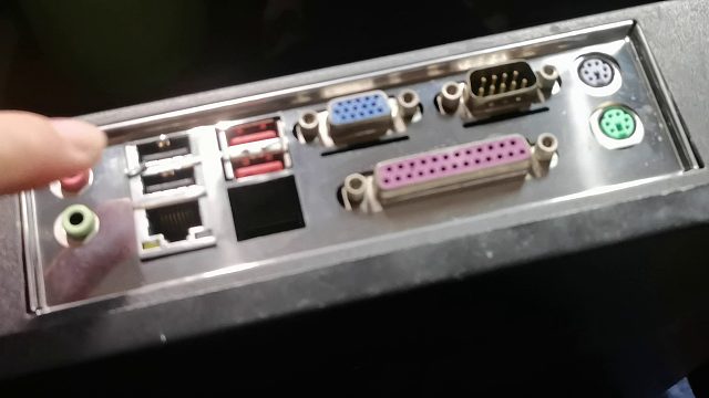 ATOM D525拆机换硅脂附diesize测量