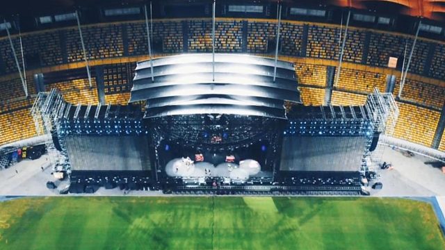 周杰伦马来西亚演唱会舞台LED屏幕搭建完成【联诚发】