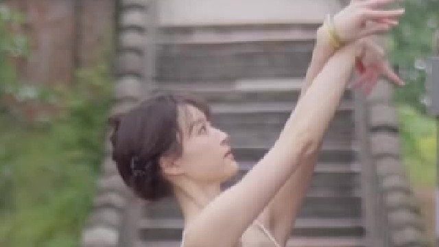 该作诗了，“凭栏而待 ______ ”