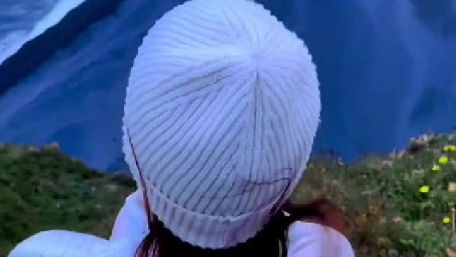 孤独本是常态，遇人不必深言。倘若深情被辜负，余生孤独又何妨！