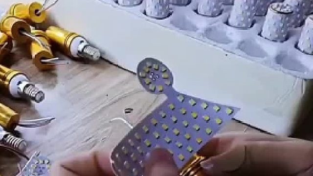 产品过去有重量，现在产品重量也轻了，质量未知？