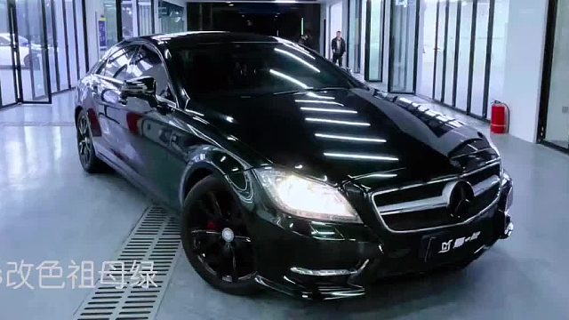 新车为什么不建议贴隐形车衣？真的假的？奔驰CLS改色祖母绿之魅
