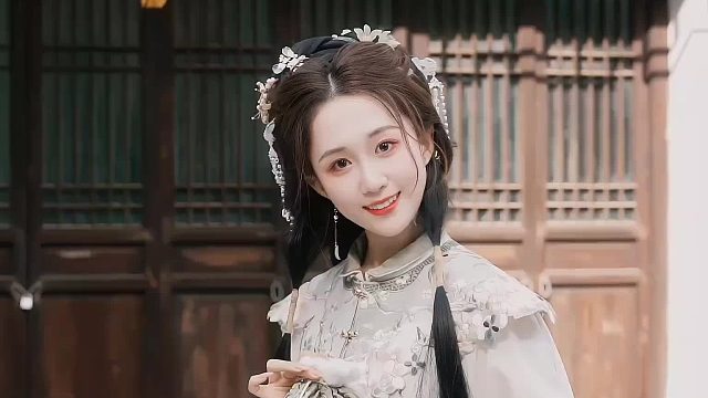 姑娘一句春不晚 你是否还在西塘