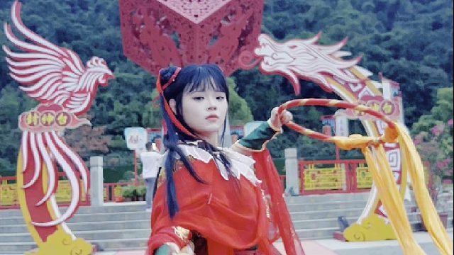 是他，是他，就是他，我们的少年英雄，哪吒三太子，东莞观音山仙侠会