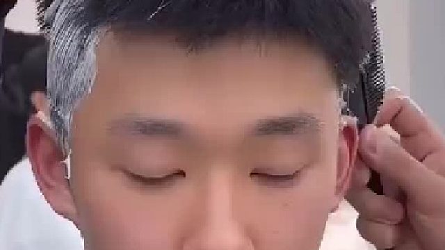 敷贴烫 还原韩国人从羊水里刚刚出来的模样