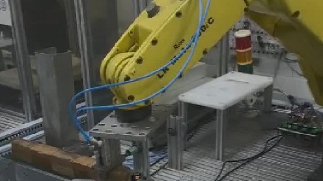 机器人码垛搬运/机器人离线编程/工业机器人培训/发那科机器人/机器人编程