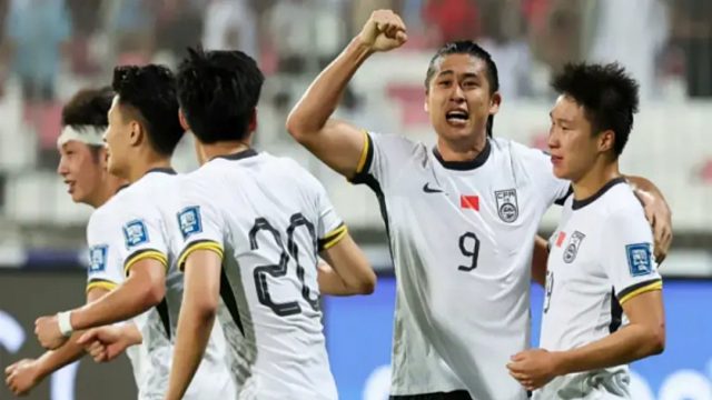 国足破门日本队有机会，想拿积分却太难