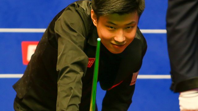 赵心童再次大胜沃顿，反超比分让对手坐不住了，暴力美学太解气了