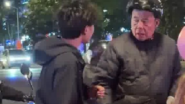 敢不敢路口做别人车