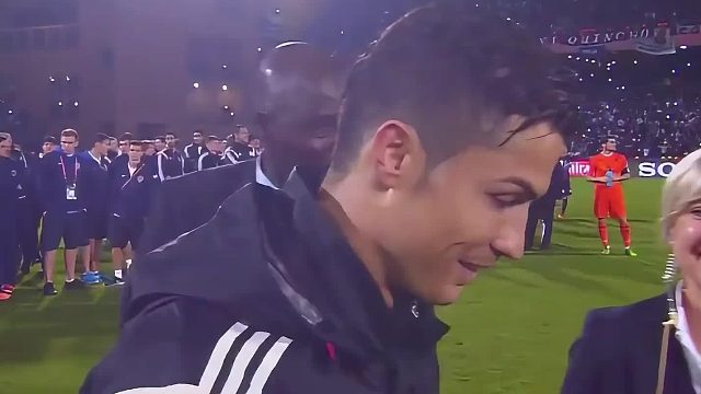 岁月不再是我们的岁月，回忆仍是我们的回忆