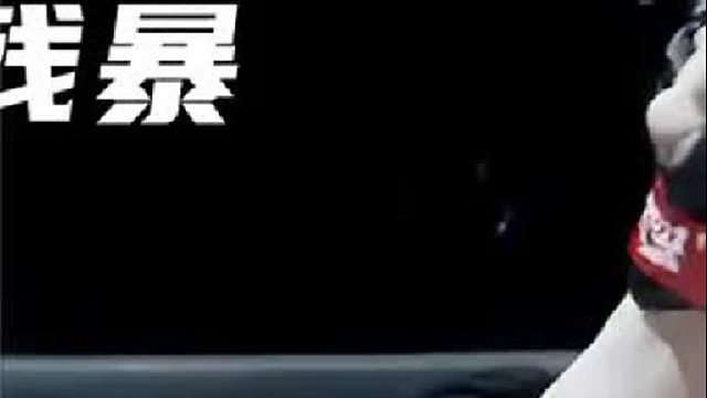 嚣张的日本选手下手太黑，还侮辱对手，最后被年轻小将重拳打废 3