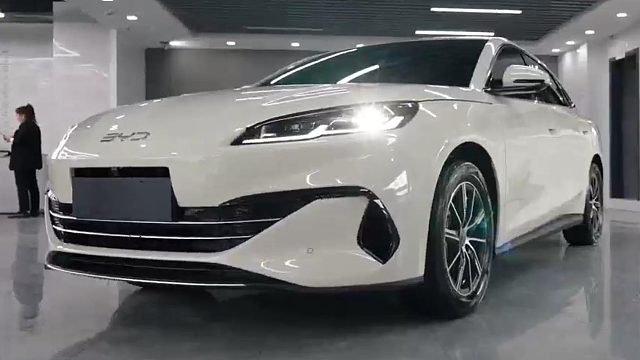 国产隐形车衣十大品牌？比亚迪海豹装贴隐形车衣