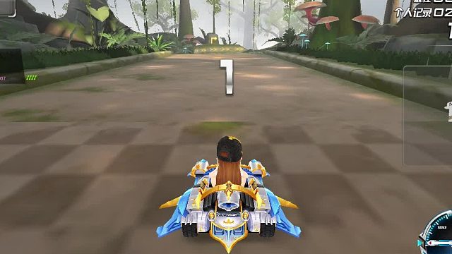 QQ飞车朕哥：T2守护者车身很大跑起来很小！颜值还可以的吧