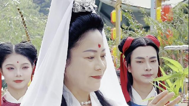 这一辈子，总要来一次东莞观音山吧！不求大富大贵，但求平安一生；遇见观音，好运连连