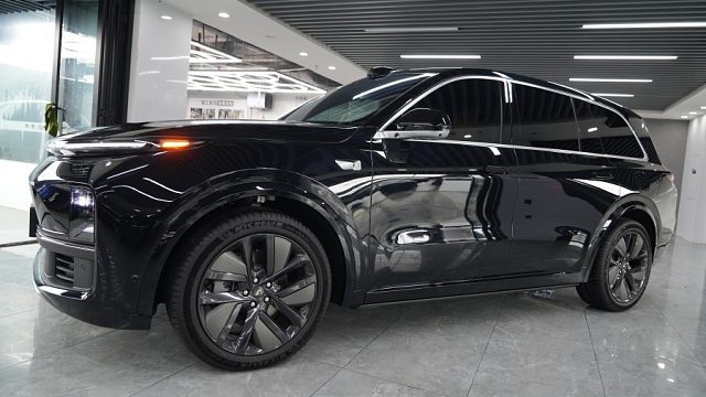 2025年十大汽车膜品牌排行榜？理想L9装贴隐形车衣